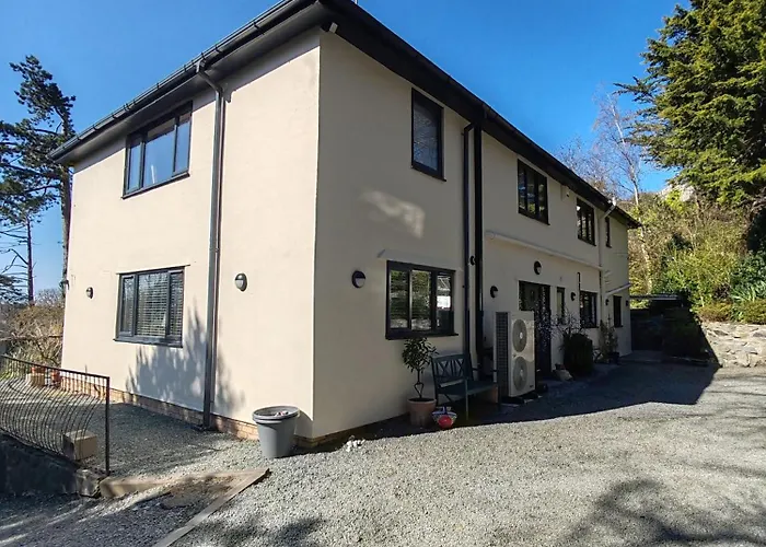 Bryn Mynach Guest House